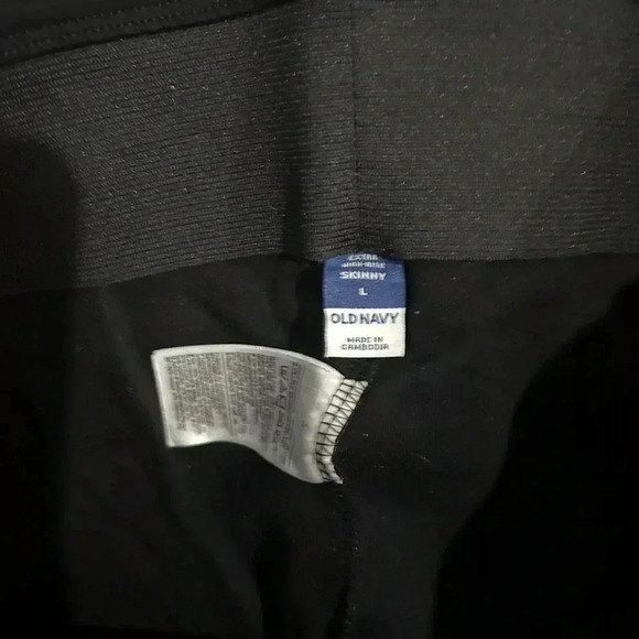 Women’s Old Navy Extra High Rise Skinny Black Dress Pants Size Large - Picture 3 of 3